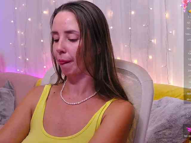 Miss_Milka webcam