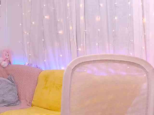 Miss_Milka webcam