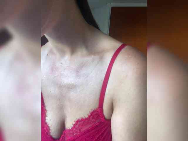 Miss_Milka webcam