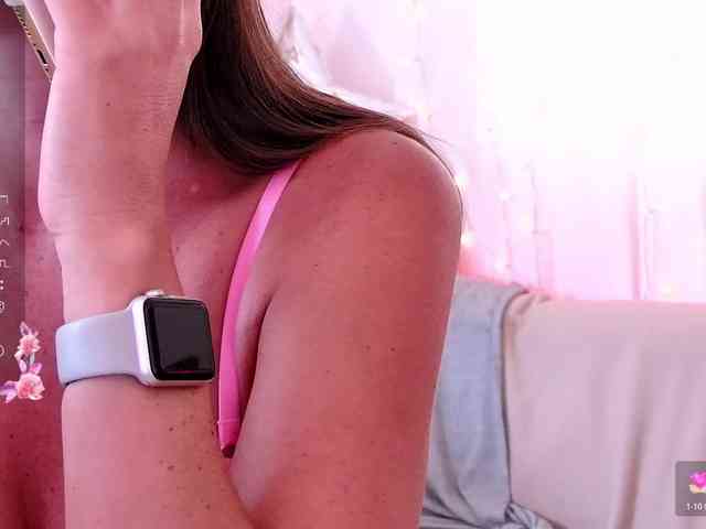Miss_Milka webcam