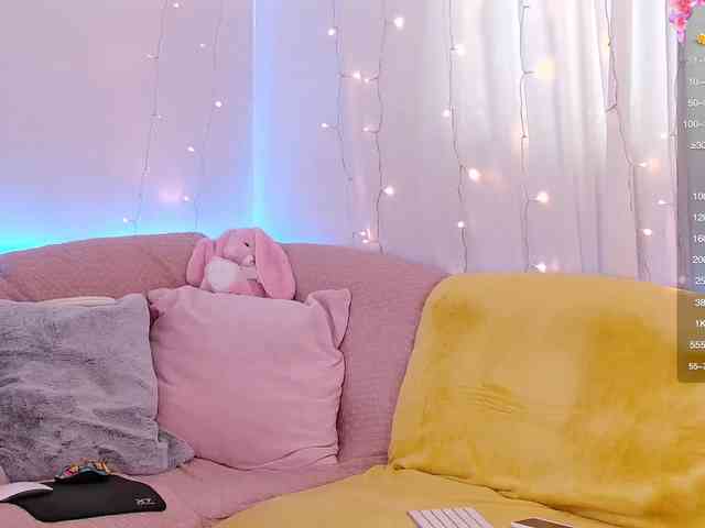 Miss_Milka webcam