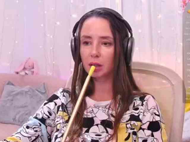 Miss_Milka webcam