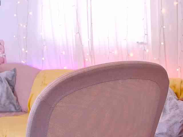 Miss_Milka webcam