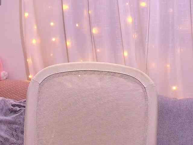 Miss_Milka webcam