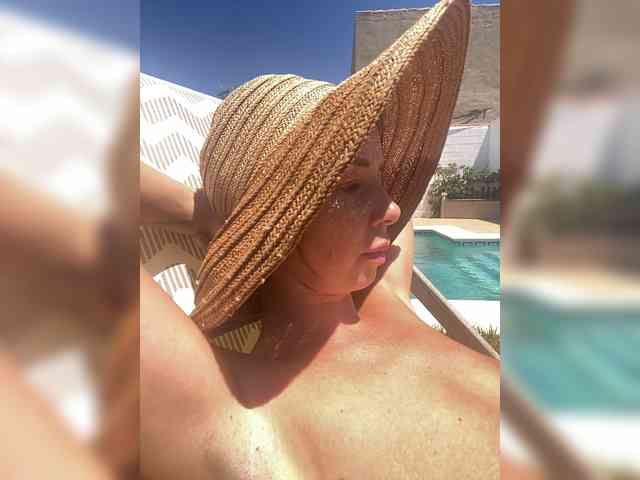 Miss_Milka webcam
