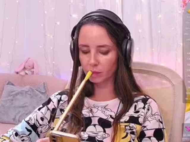 Miss_Milka webcam