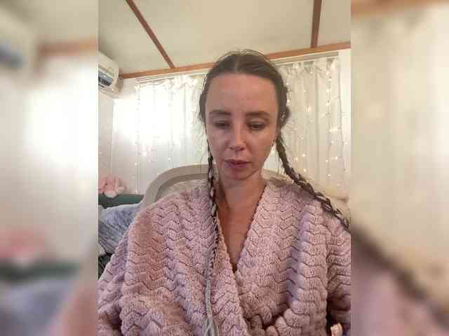 Miss_Milka webcam