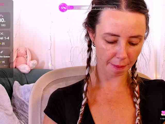 Miss_Milka webcam