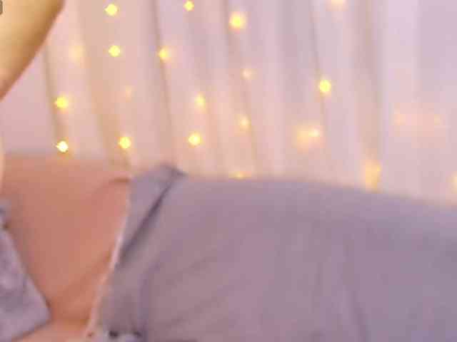 Miss_Milka webcam