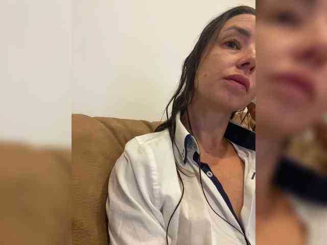 Miss_Milka webcam