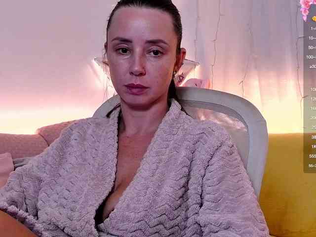 Miss_Milka webcam