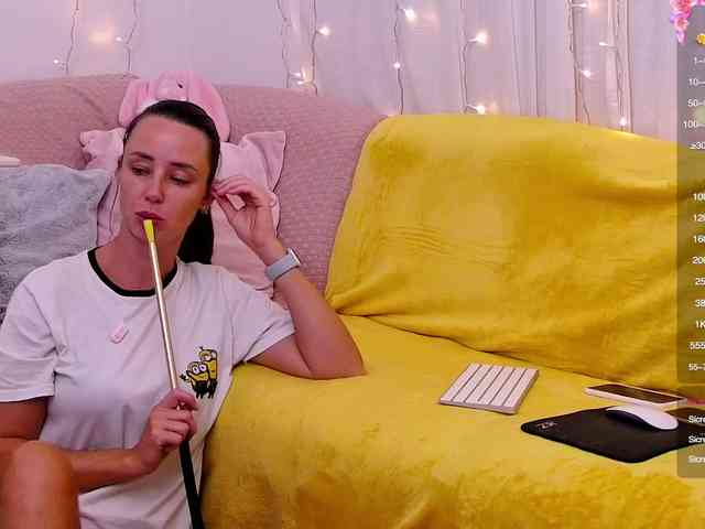 Miss_Milka webcam