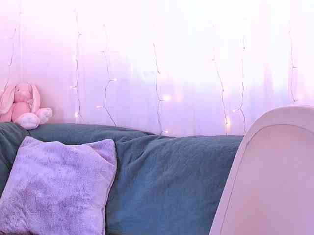 Miss_Milka webcam