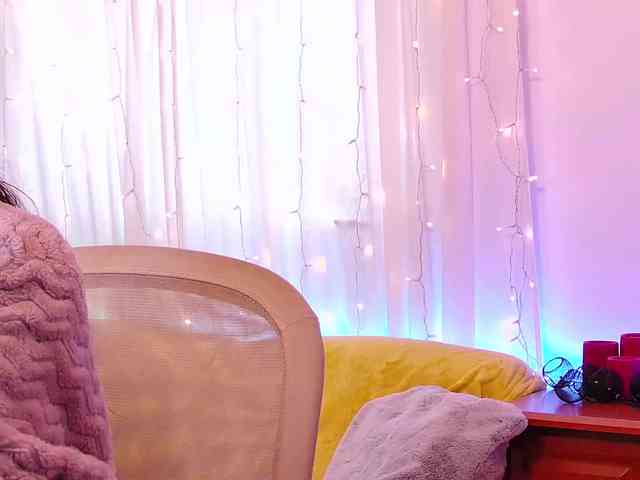 Miss_Milka webcam