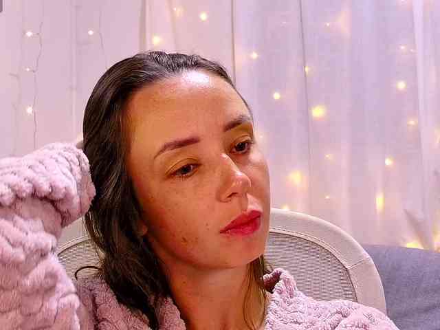 Miss_Milka webcam