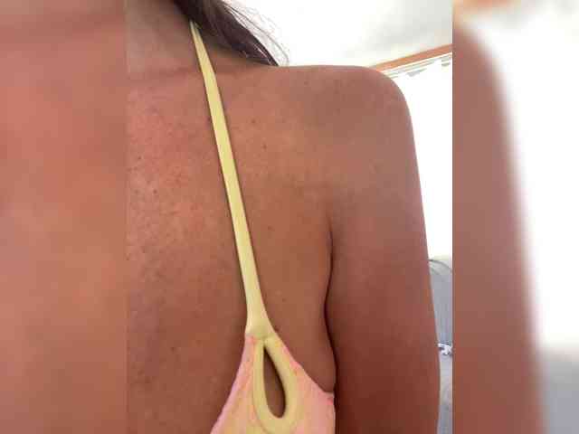 Miss_Milka webcam