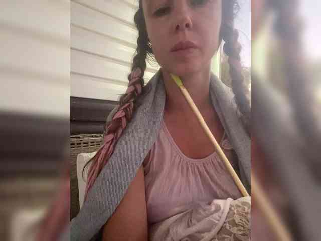Miss_Milka webcam