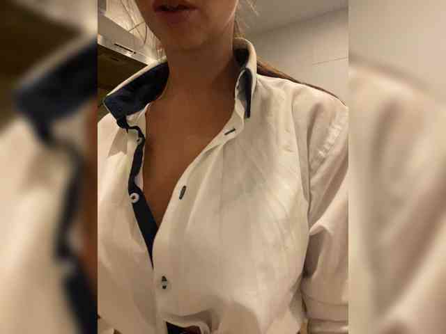 Miss_Milka webcam