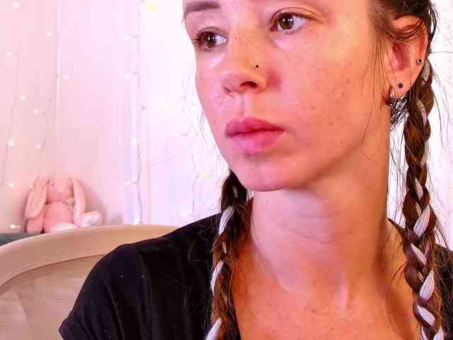 Miss_Milka webcam