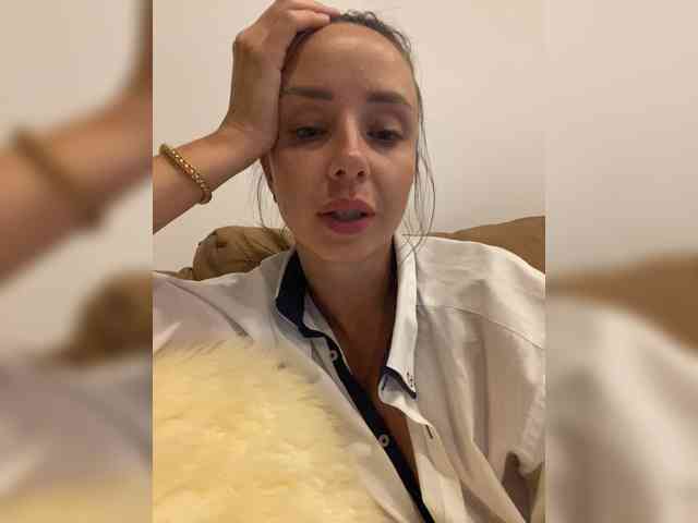 Miss_Milka webcam
