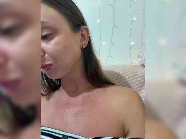 Miss_Milka webcam