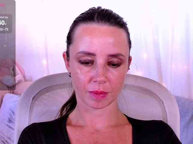 Miss_Milka webcam