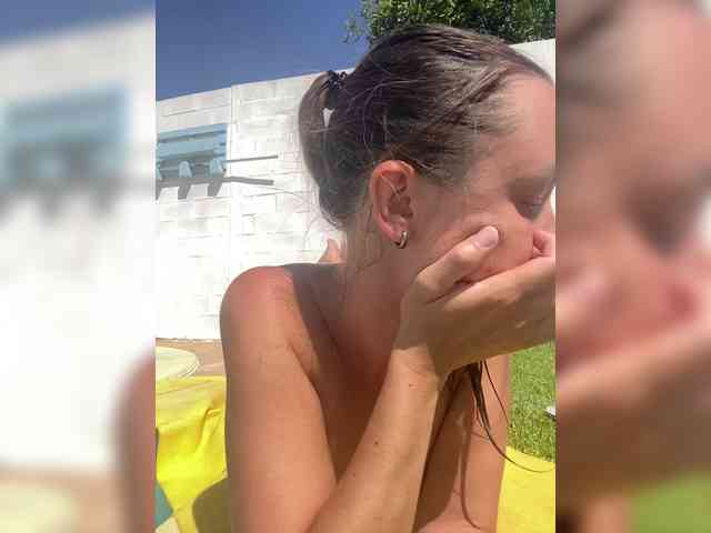 Miss_Milka webcam