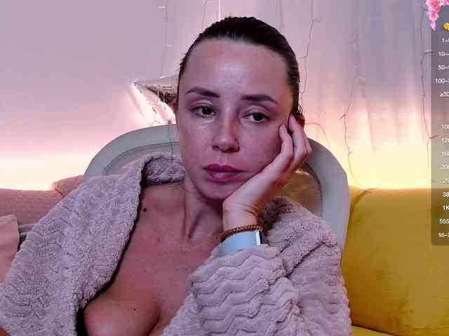 Miss_Milka webcam