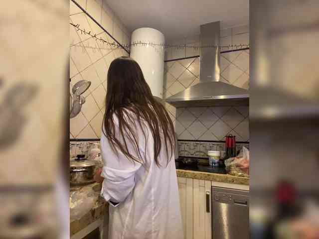 Miss_Milka webcam