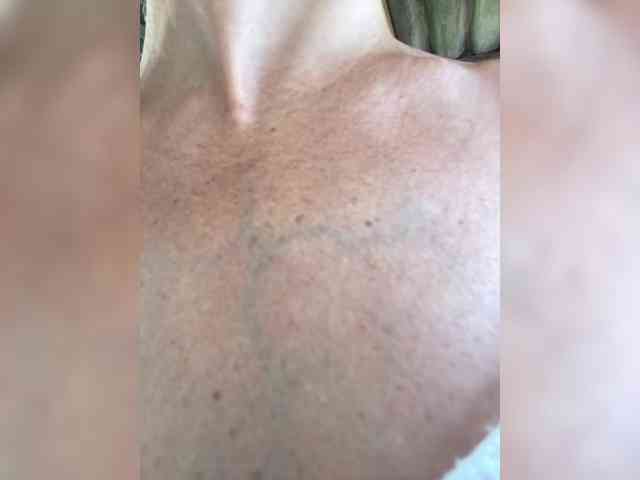 Miss_Milka webcam