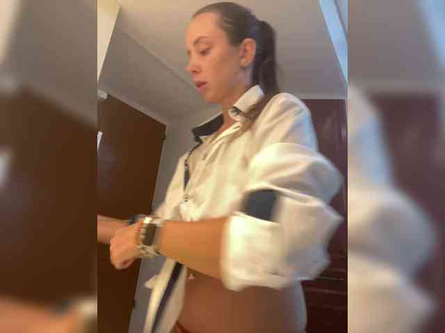 Miss_Milka webcam