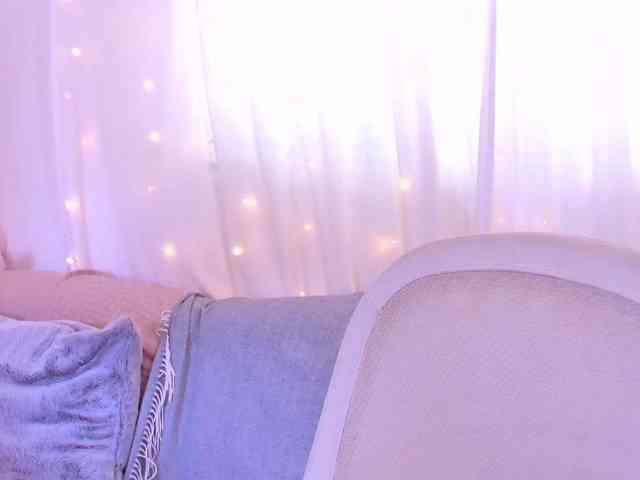 Miss_Milka webcam