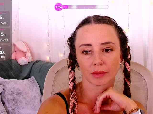 Miss_Milka webcam