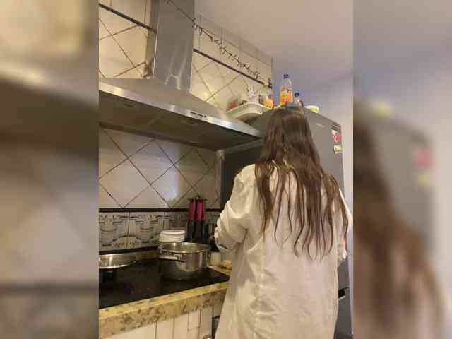 Miss_Milka webcam