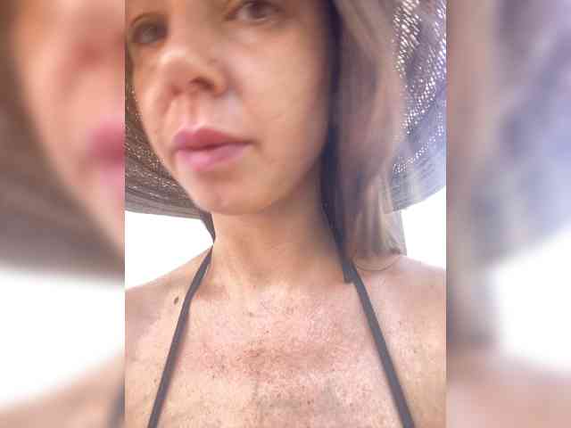 Miss_Milka webcam