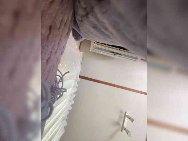 Miss_Milka webcam