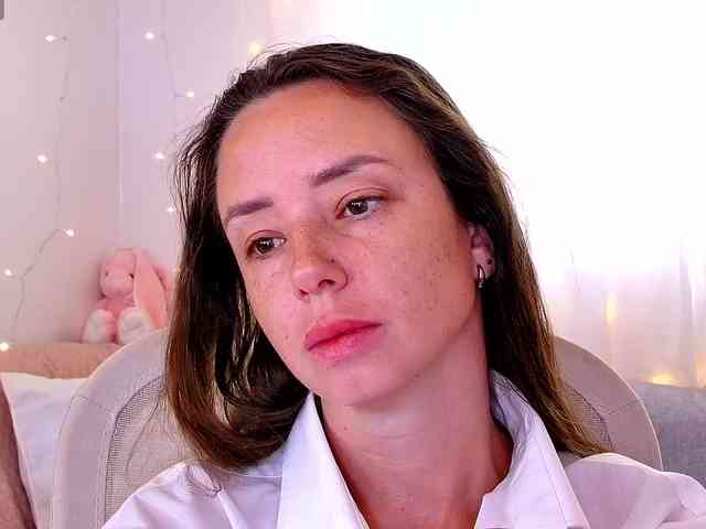 Miss_Milka webcam