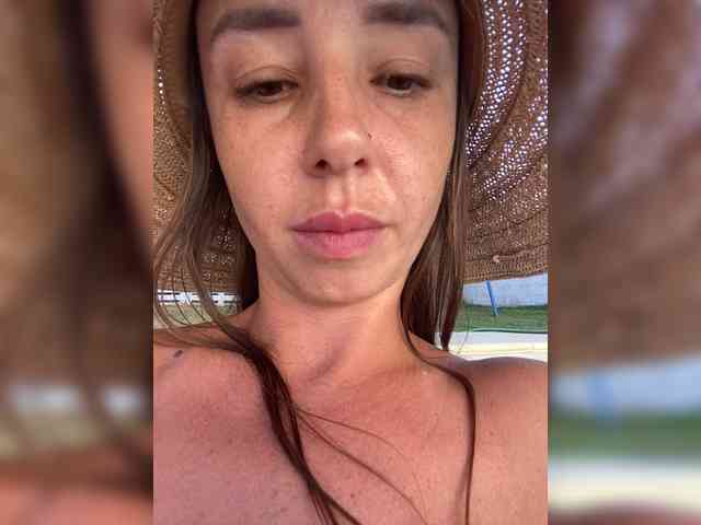Miss_Milka webcam