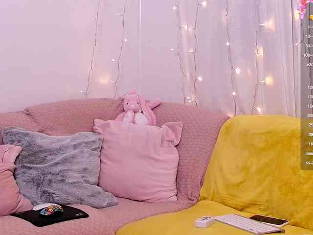 Miss_Milka webcam