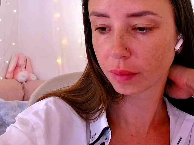 Miss_Milka webcam