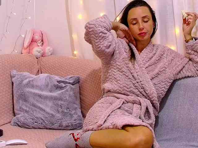 Miss_Milka webcam
