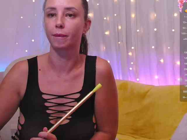 Miss_Milka webcam