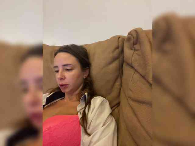 Miss_Milka webcam
