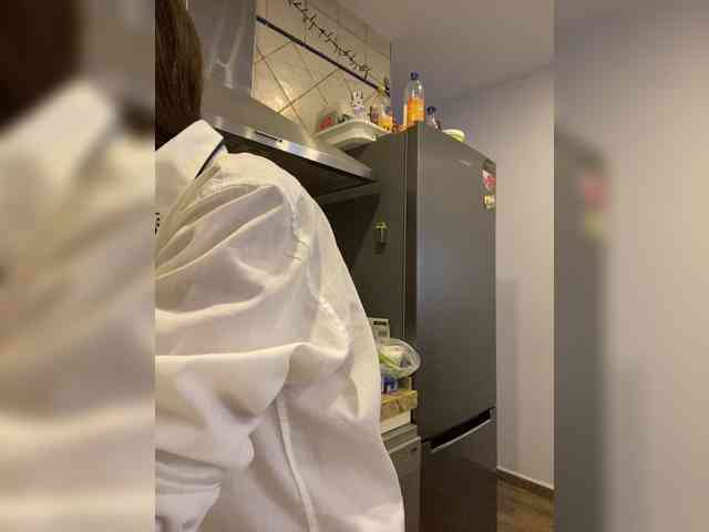 Miss_Milka webcam