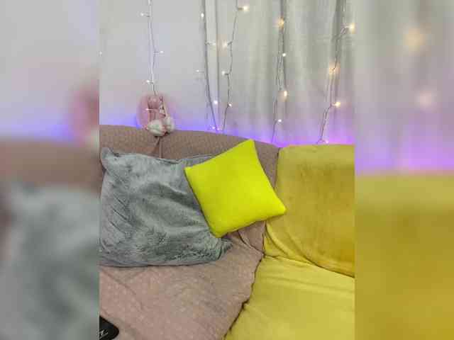 Miss_Milka webcam