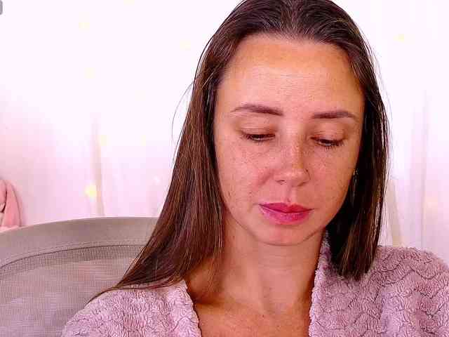 Miss_Milka webcam