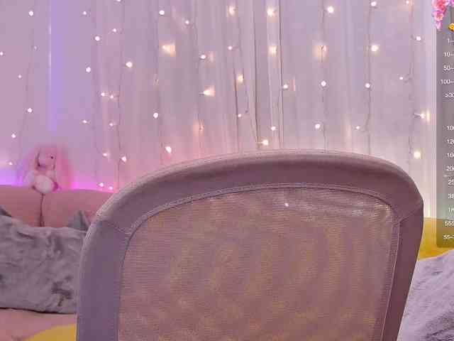 Miss_Milka webcam