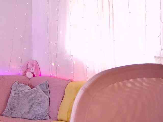Miss_Milka webcam