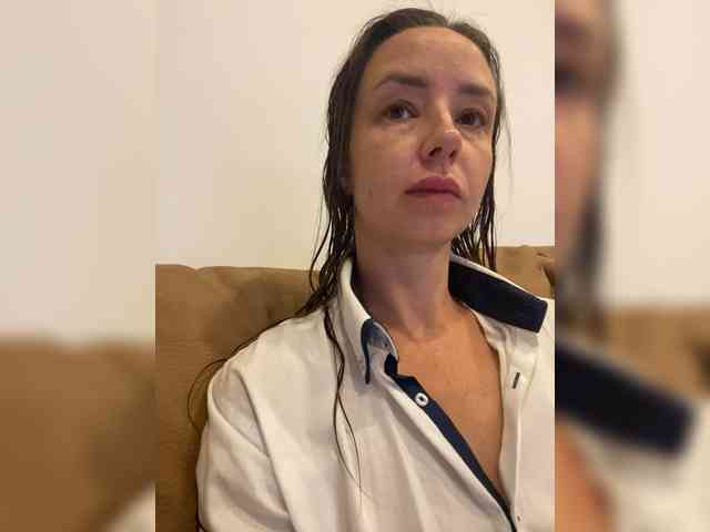 Miss_Milka webcam