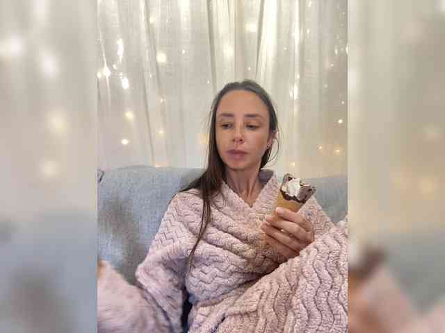 Miss_Milka webcam